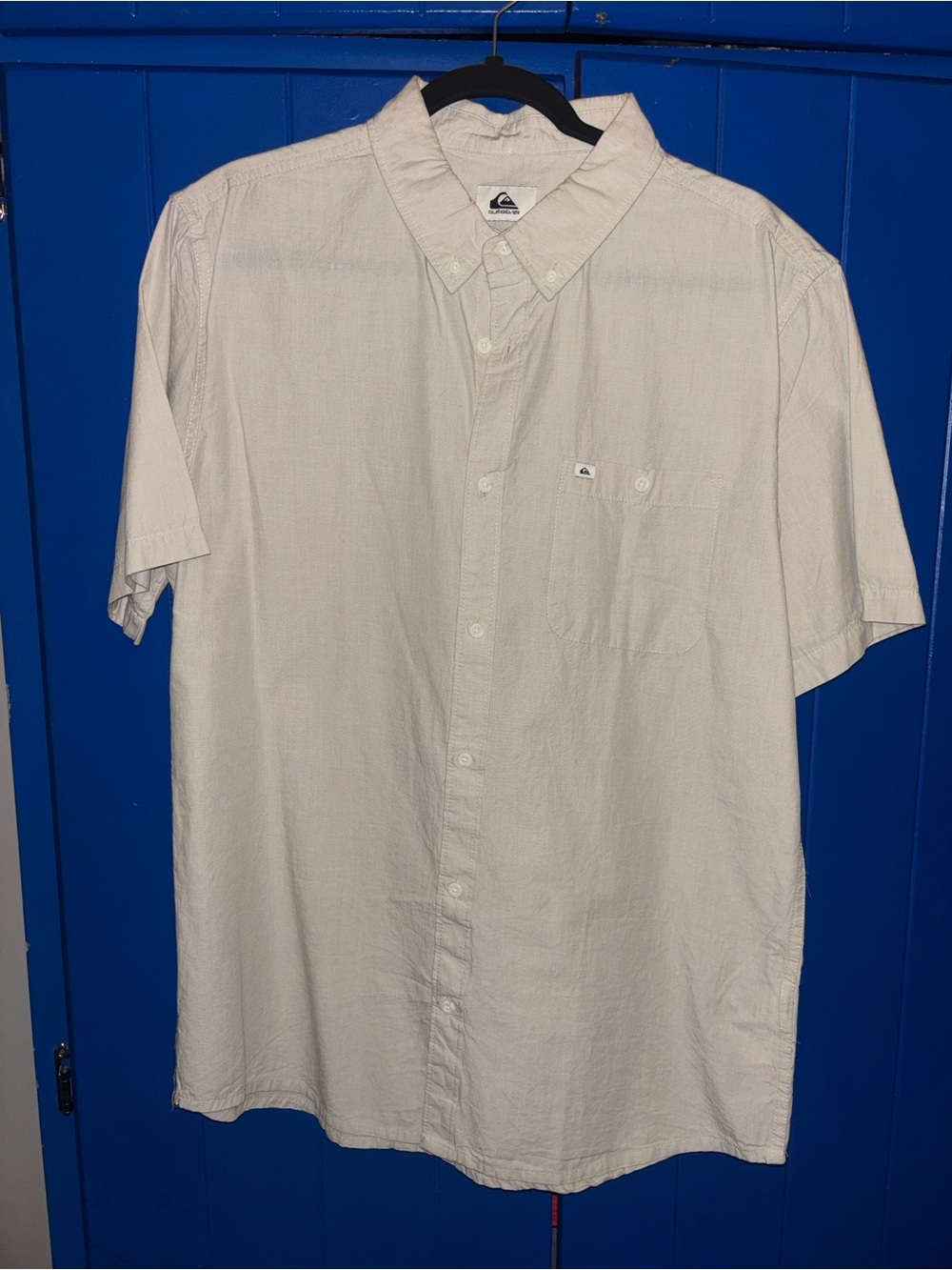 Quiksilver Men's Short Sleeve Button-Down Shirt in Beige